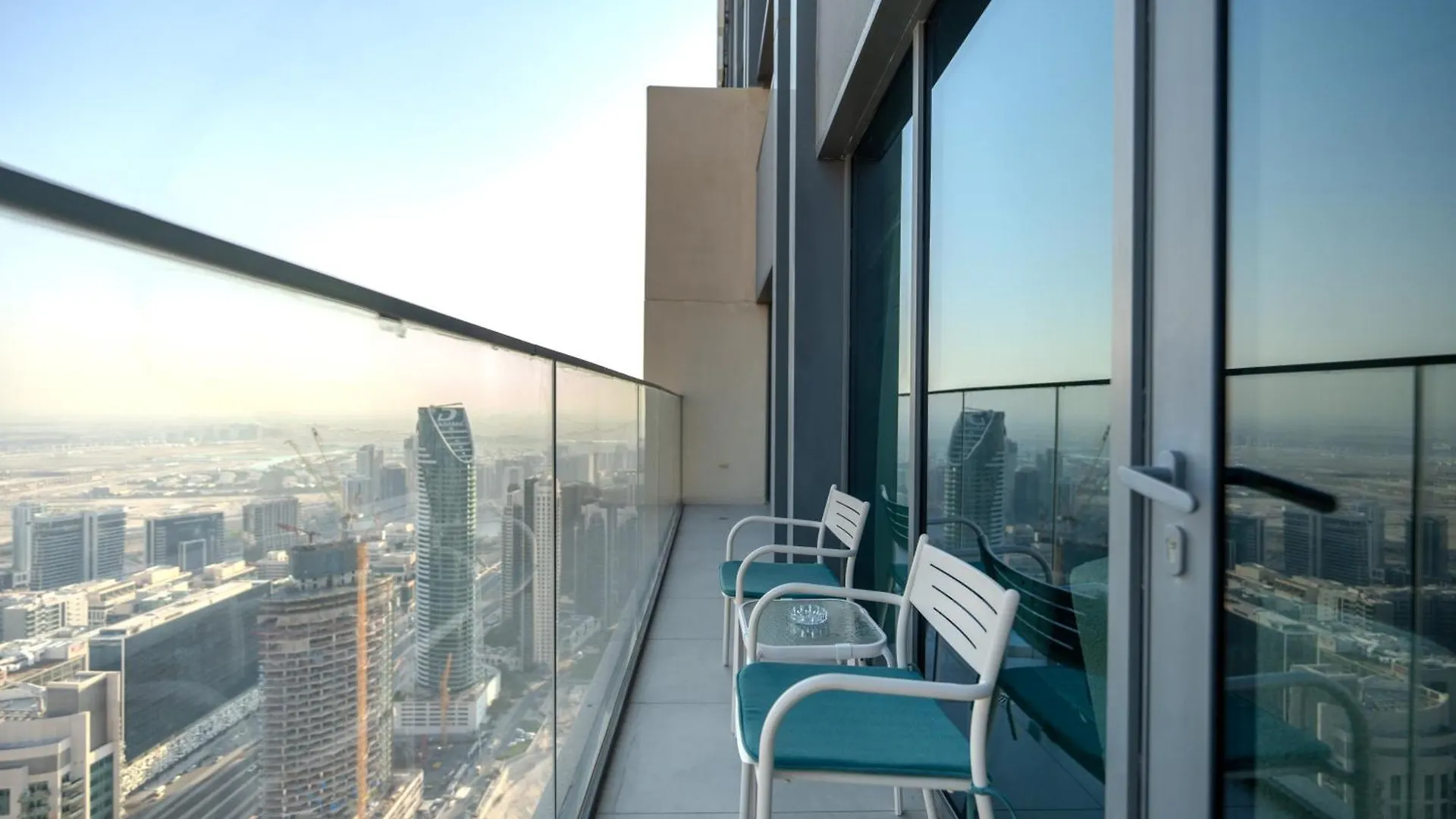 Stunning 2Br Apt Burj Royale 10 Mins Walk To Dubai Mall