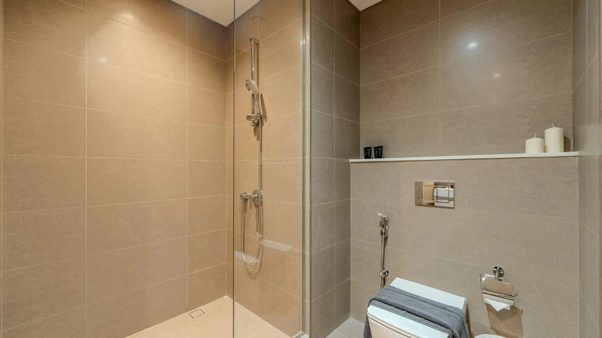 Stunning 2Br Apt Burj Royale 10 Mins Walk To Dubai Mall 0*,  아랍에미리트