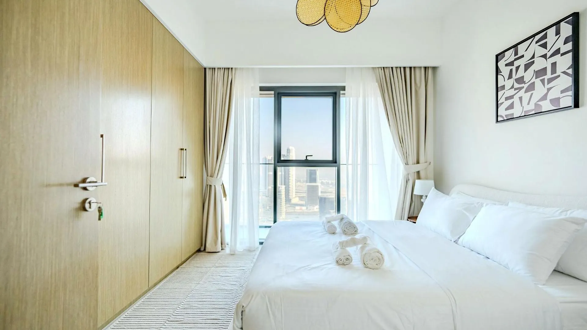 Stunning 2Br Apt Burj Royale 10 Mins Walk To Dubai Mall